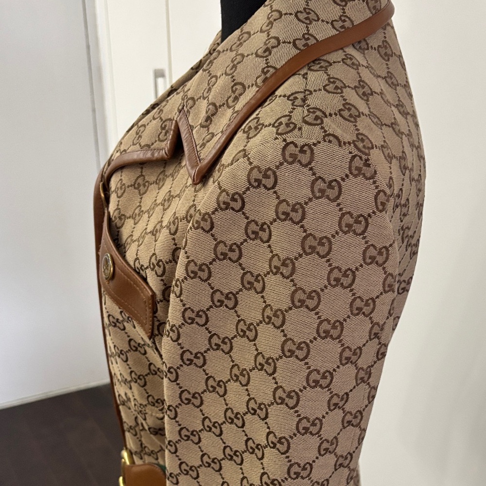 Gucci Aria GG Monogram jacket with Brown Leather Trim and Web Stripe belt - Picture 4 of 8